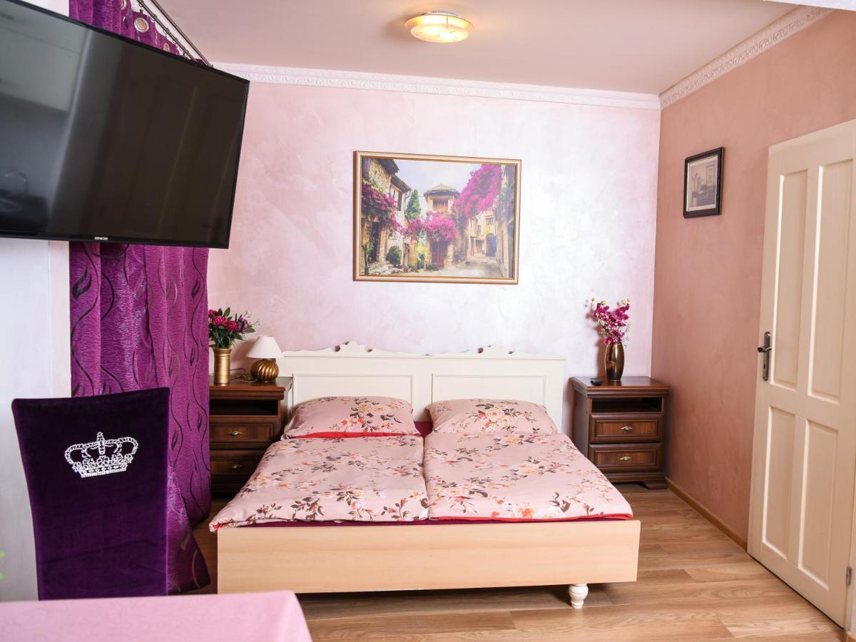 Rose Daire Mariánské Lázně Dış mekan fotoğraf